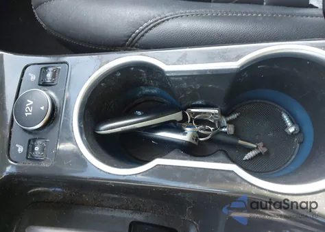 2016 Ford Escape Titanium из США, поврежденный, VIN 1FMCU9J97GUB84869